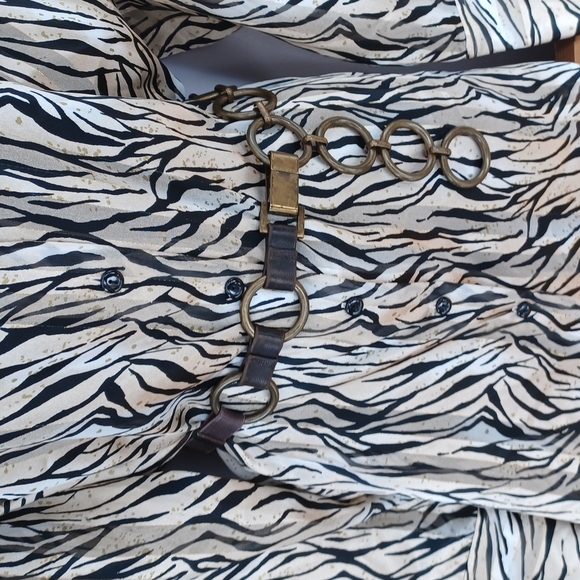 Jessica plus black gold shirt Size 2X - Picture 6 of 10